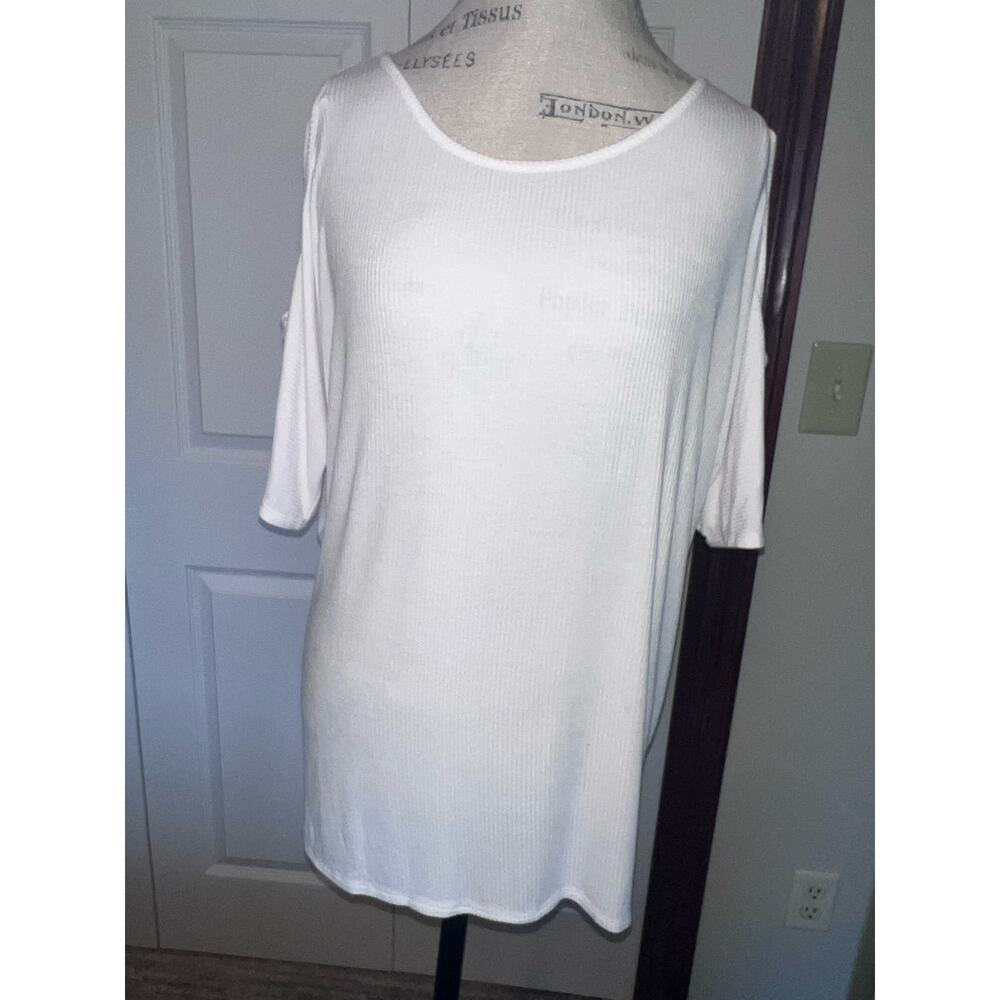 Chris & Carol Women's Plus Size Criss Cross Cold Shoulder Tunic Size 2X